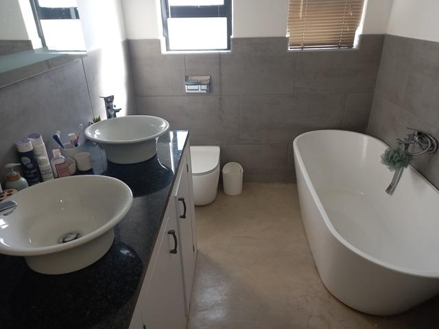 4 Bedroom Property for Sale in Dwarskersbos Western Cape